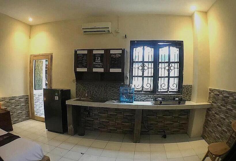 اتاق لوکس سه تخته, Puri Canggu Rooms Ll