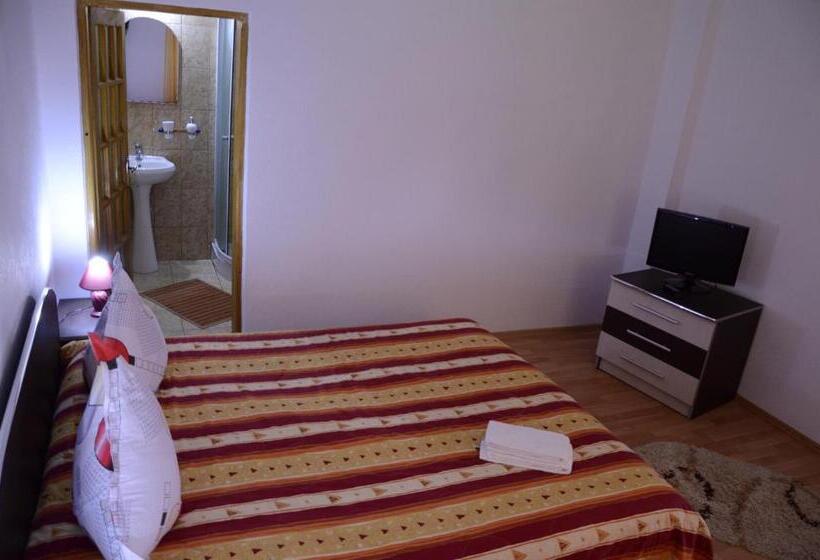 חדר סטנדרט לשלושה, Pensiunea Panoramic