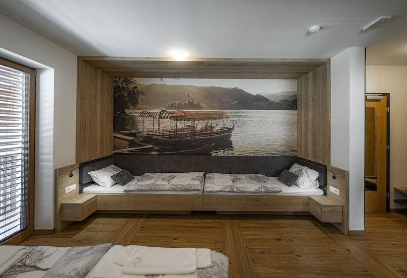 اتاق خانوادگی, Veldes B&b