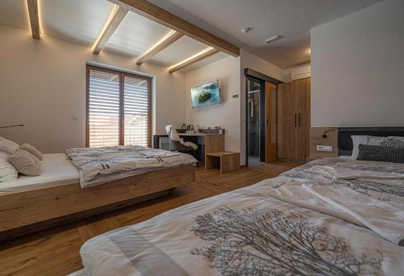 اتاق خانوادگی, Veldes B&b