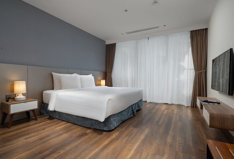 3 Bedroom Premium Apartment, Flamingo Resort Cat Ba