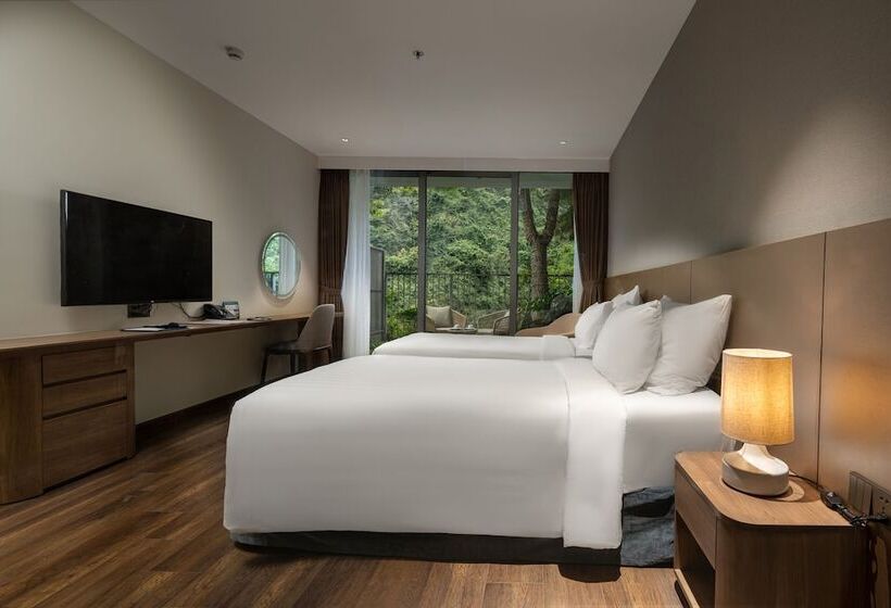 اتاق پرمیوم, Flamingo Resort Cat Ba