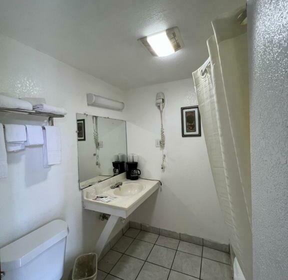 חדר סטנדרט, Budget Inn & Suites