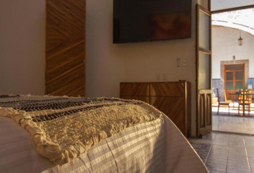 חדר דחוקס עם מיטת קינג, Nana Vida Hotel Morelia