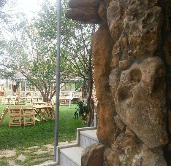 خانه 1 خوابه, Uysallar Koy Evi