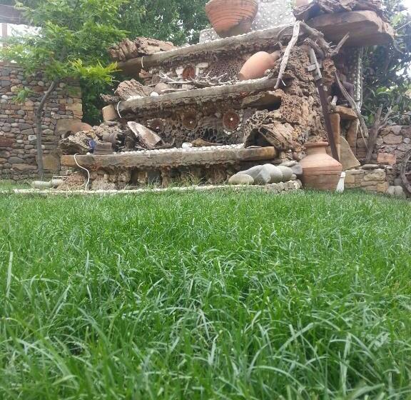 خانه 1 خوابه, Uysallar Koy Evi