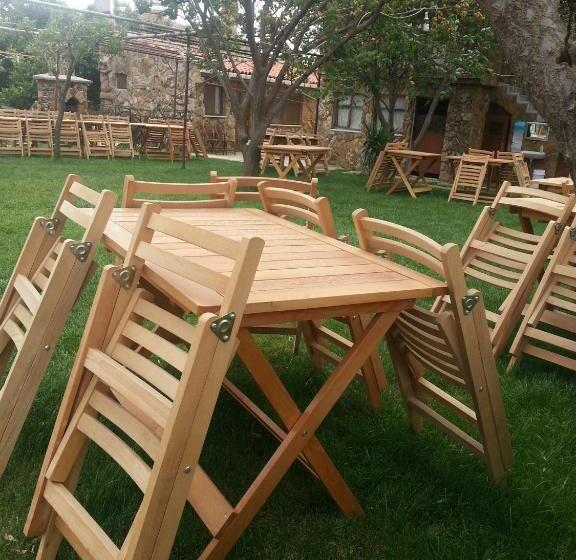 خانه 1 خوابه, Uysallar Koy Evi