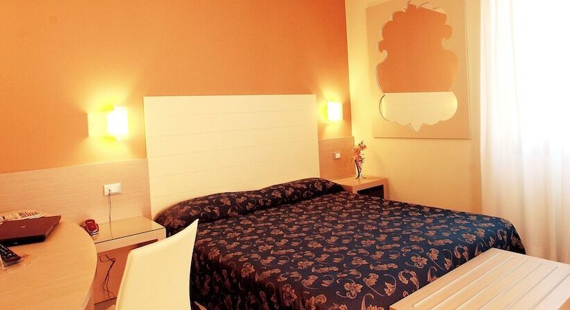 חדר סטנדרט יחיד, Duca Degli Abruzzi