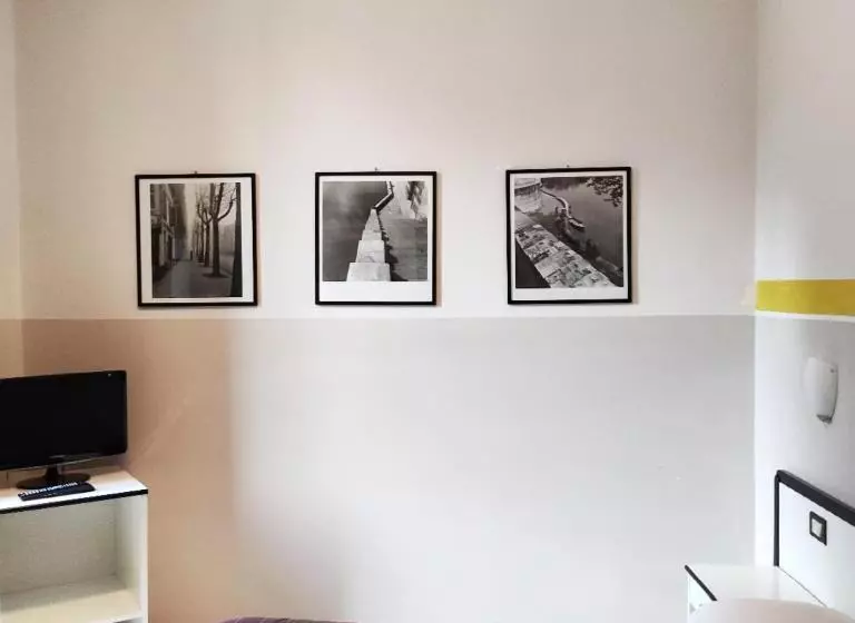 キングサイズベッドのスタンダードルーム, Italia