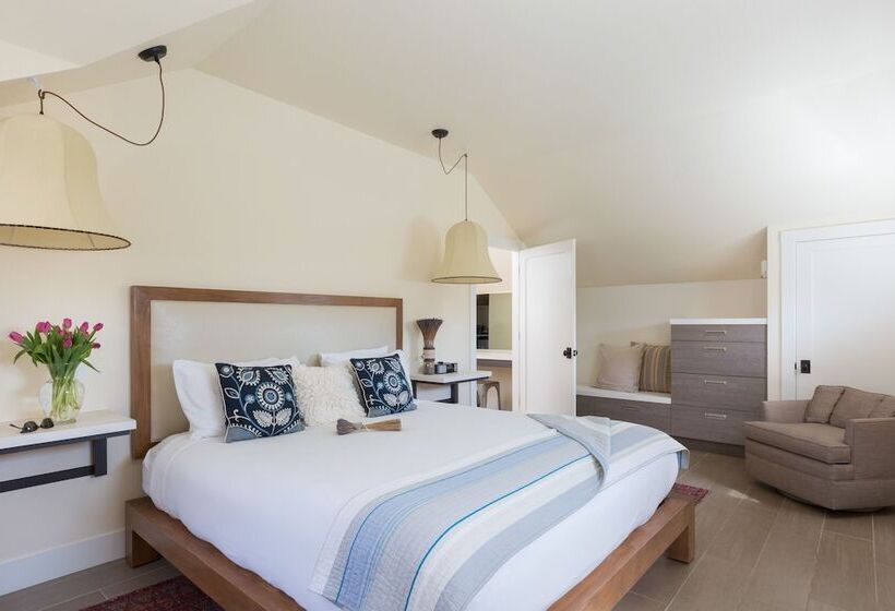 Люкс, Lavender, A Four Sisters Inn