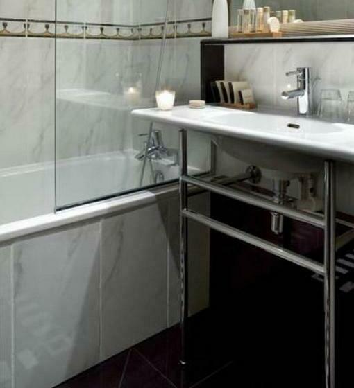 اتاق اجرایی, Les Jardins Du Marais