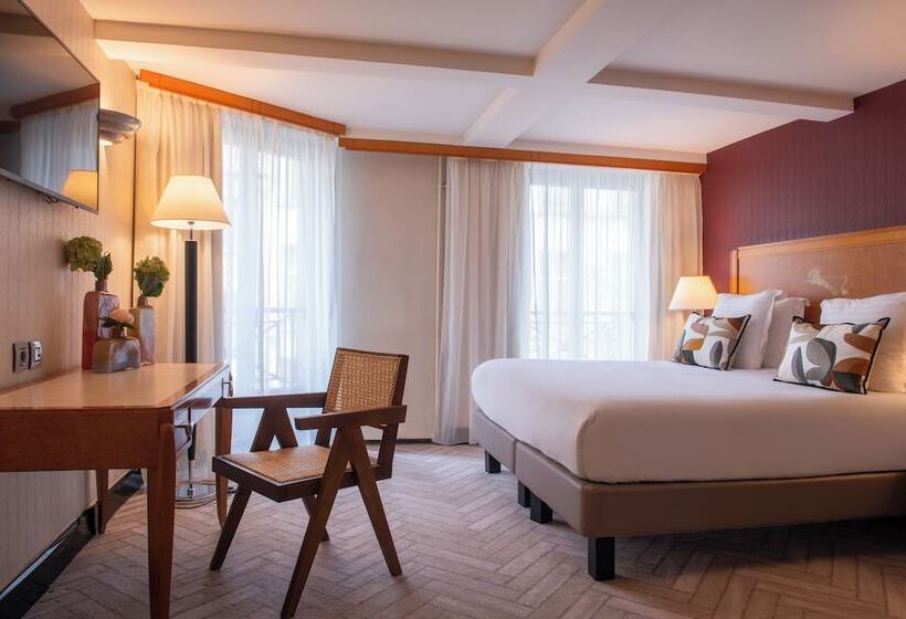 سوییت جونیور, Les Jardins Du Marais