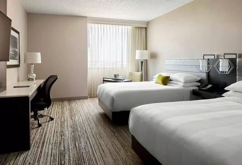 ２ダブルベッドのスタンダードルーム, Marriott Cincinnati North