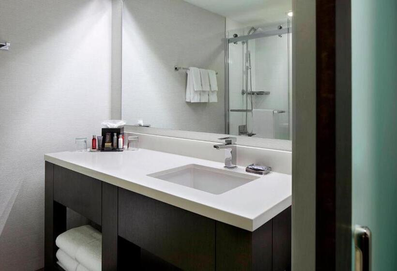 Номер Стандарт 2 Двуспальные Кровати, Marriott Cincinnati North