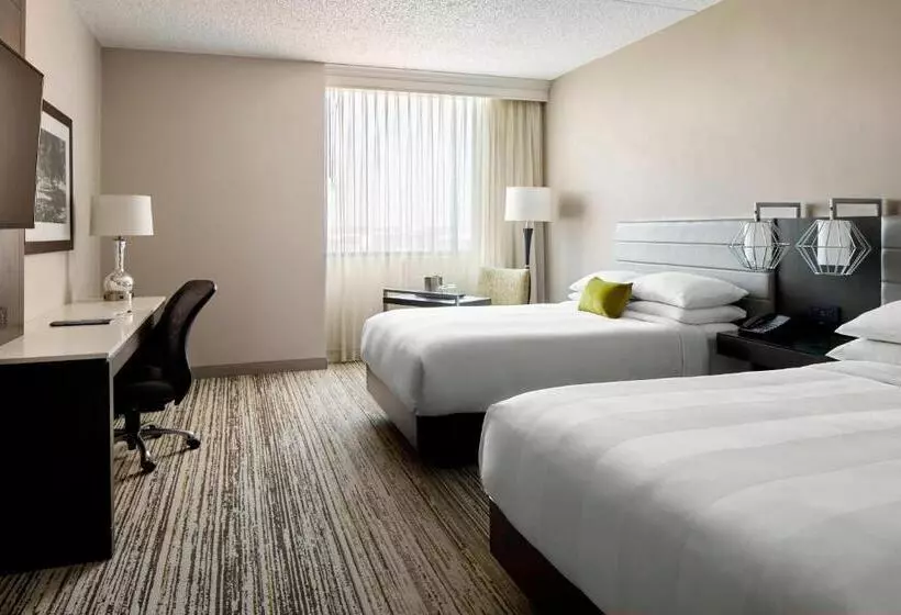 ２ダブルベッドのスタンダードルーム, Marriott Cincinnati North