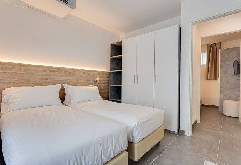 バルコニー付２ベッドルームアパートメント, Residence Cavalluccio Marino