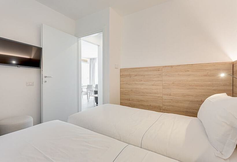 バルコニー付２ベッドルームアパートメント, Residence Cavalluccio Marino