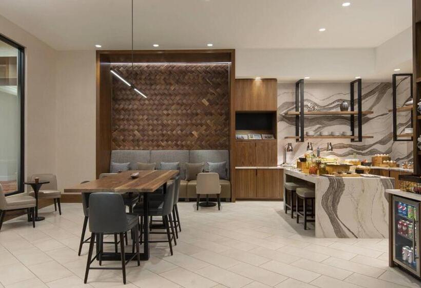 غرفة سوبيريور, Spartanburg Marriott