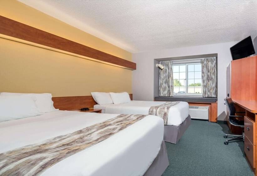 غرفة قياسية لذوى الاحتياجات الخاصة, Microtel Inn & Suites By Wyndham New Ulm