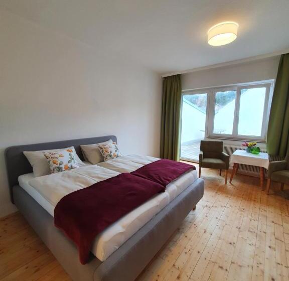 דירת חדר עם טרסה, Gasthof Grüner Baum