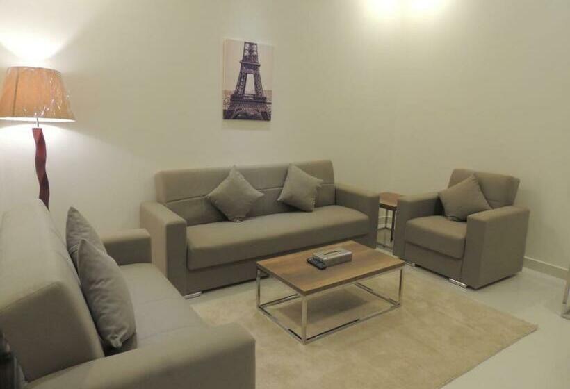 Апартаменты 2 Спальни, Golden Square