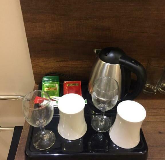 Номер Deluxe, Golden Square