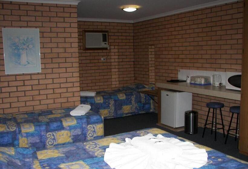 חדר משפחתי, Bega Southtown Motor Inn