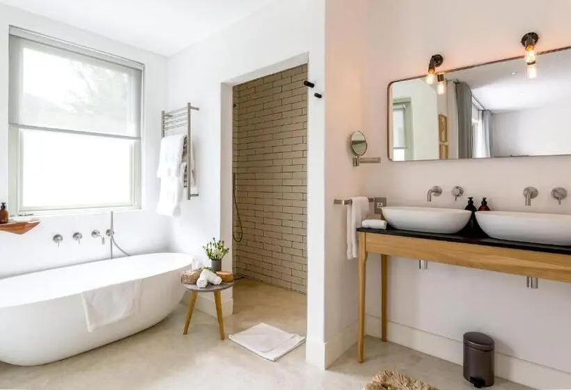 Suite with Terrace, Maison Cabrière   Boutique Suites