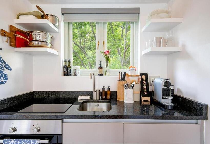 Superior suite with balcony, Maison Cabrière   Boutique Suites