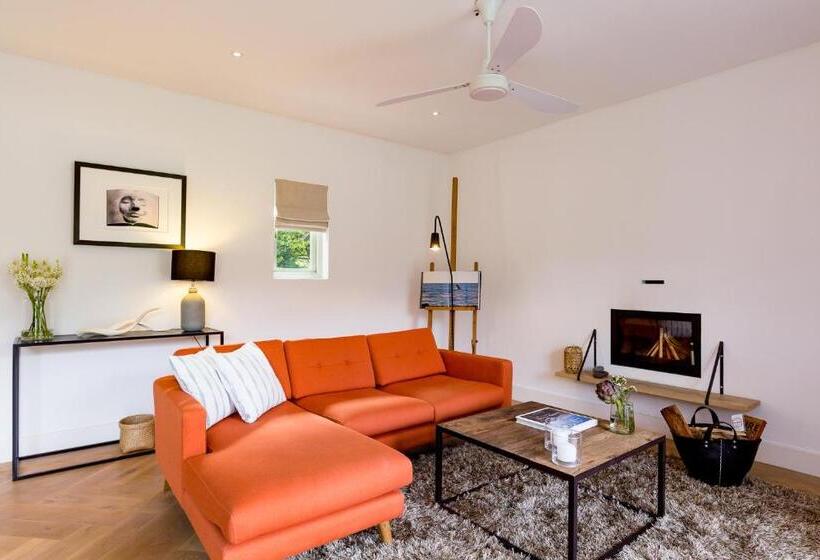 Superior suite with balcony, Maison Cabrière   Boutique Suites