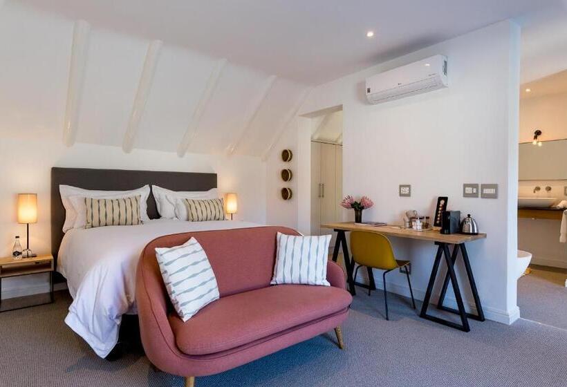 سوئیت با بالکن, Maison Cabrière   Boutique Suites