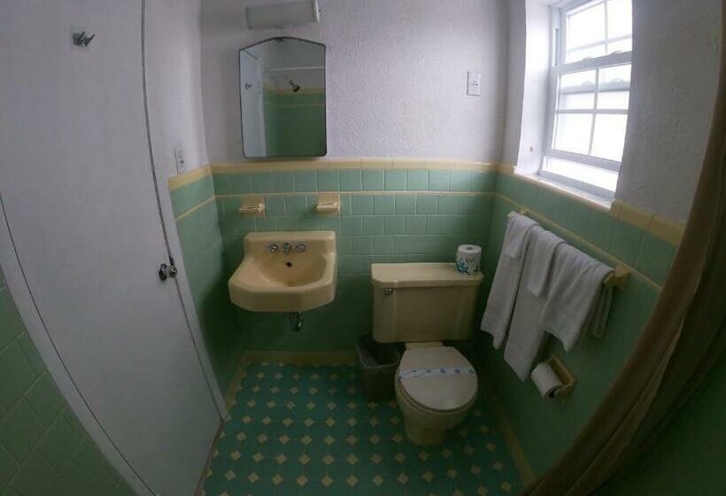 스탠다드 룸, Sea Chest Motel