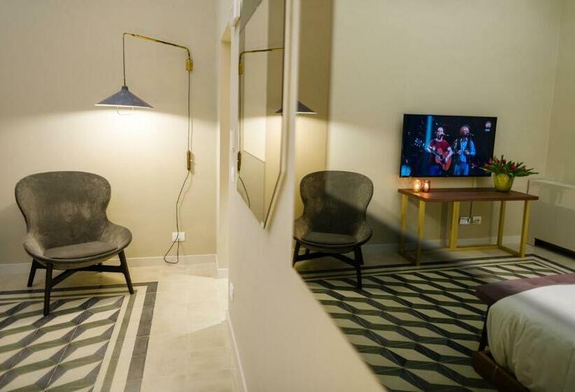 Президентский Люкс, Dimora Clementina