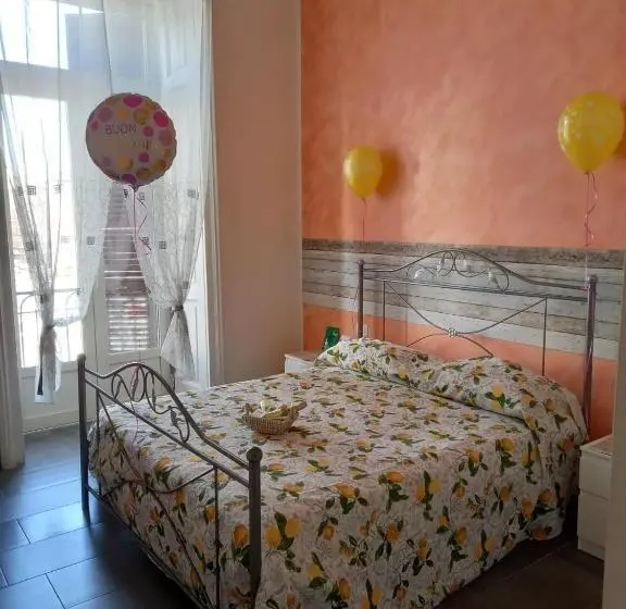 اتاق استاندارد, Ale Naples Holiday
