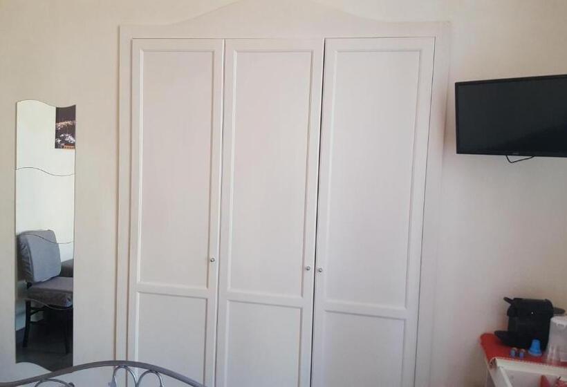 اتاق استاندارد, Ale Naples Holiday