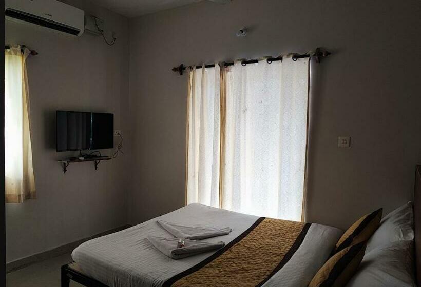 חדר סטנדרט עם מיטת קינג, Shivam Bnb Mandrem Resort