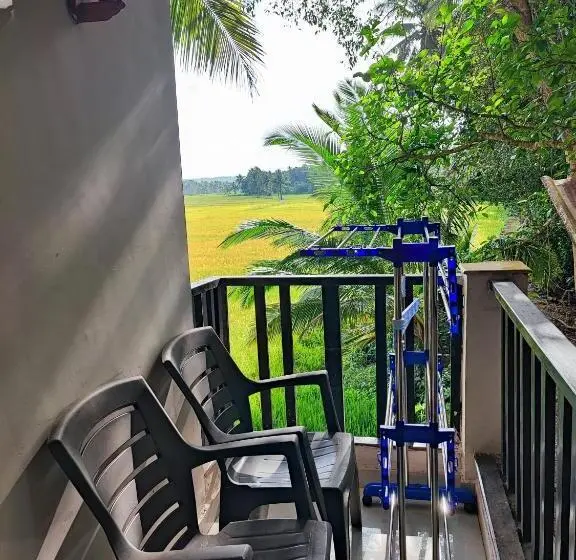 キングサイズベッドのスタンダードルーム, Shivam Bnb Mandrem Resort