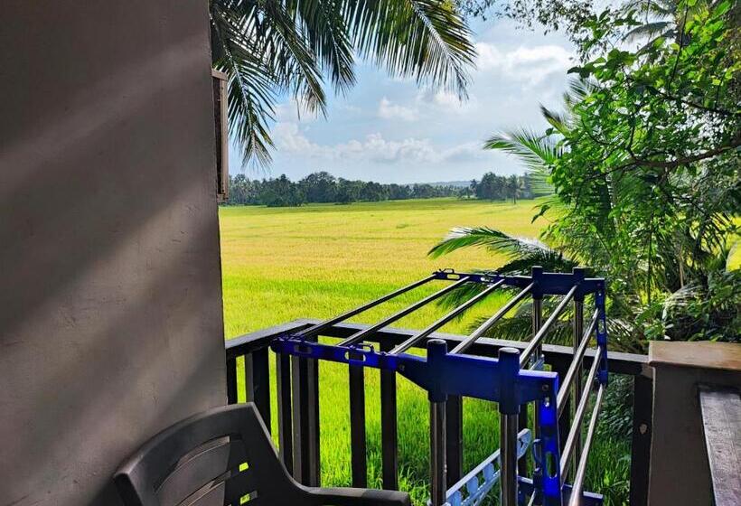 חדר סטנדרט עם מיטת קינג, Shivam Bnb Mandrem Resort