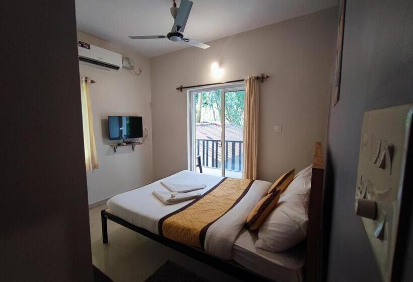 חדר סטנדרט עם מיטת קינג, Shivam Bnb Mandrem Resort