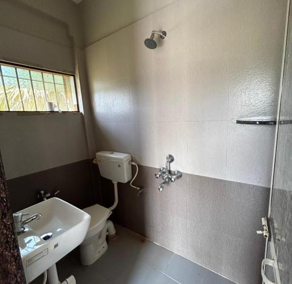 חדר סטנדרט נוף לבריכה, Shivam Bnb Mandrem Resort