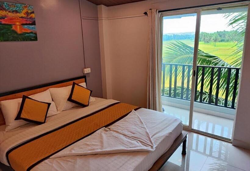 חדר סטנדרט נוף לבריכה, Shivam Bnb Mandrem Resort