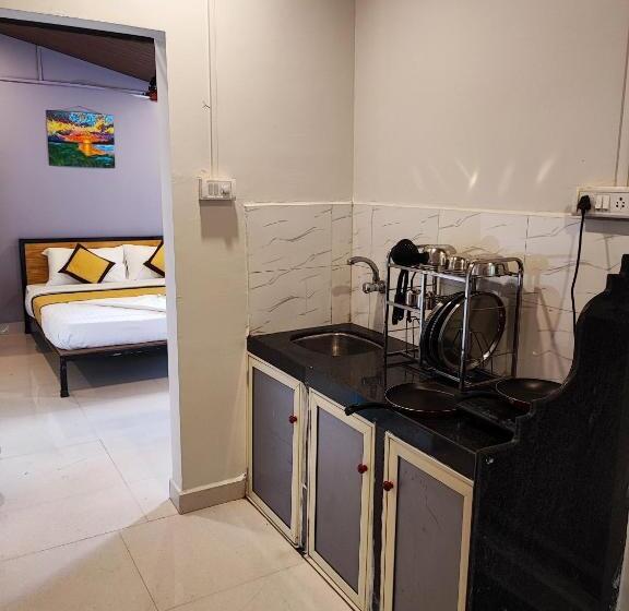 ファミリーステューディオ, Shivam Bnb Mandrem Resort