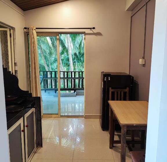 إستديو عائلى, Shivam Bnb Mandrem Resort