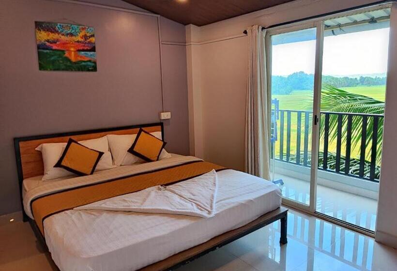 חדר סטנדרט נוף לבריכה, Shivam Bnb Mandrem Resort