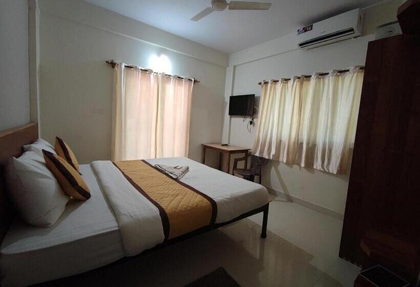 ファミリーステューディオ, Shivam Bnb Mandrem Resort