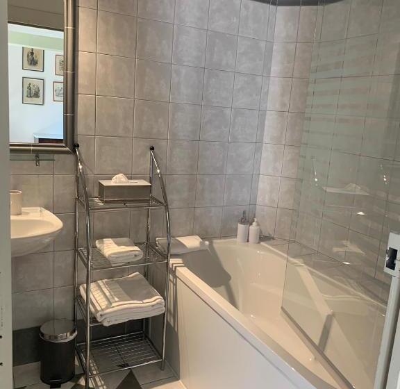 Номер Стандарт Вид на Сад, Maison Redon Chambres D Hôtes