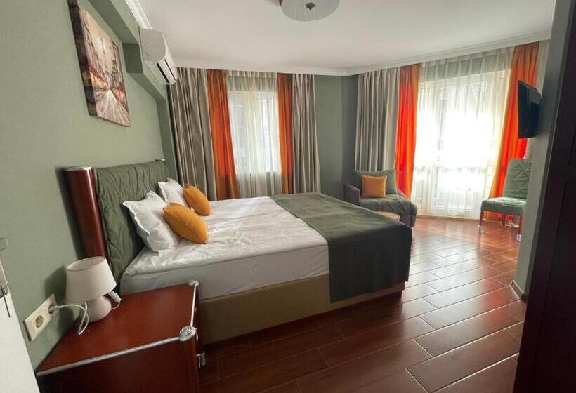 디럭스 룸 킹사이즈 침대, Art Green Boutique