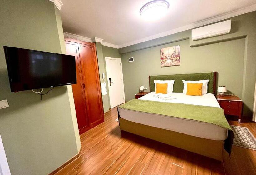 디럭스 룸 킹사이즈 침대, Art Green Boutique