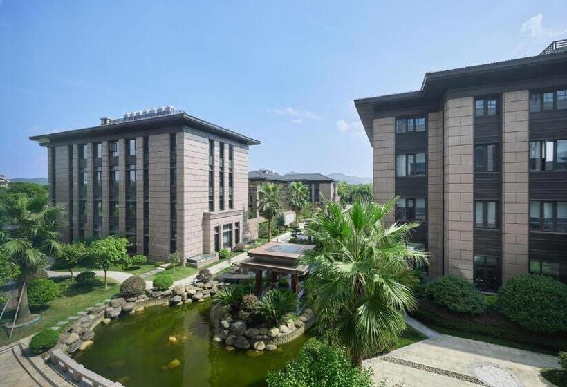 اتاق لوکس با چشمانداز باغ, Courtyard By Marriott Hangzhou West