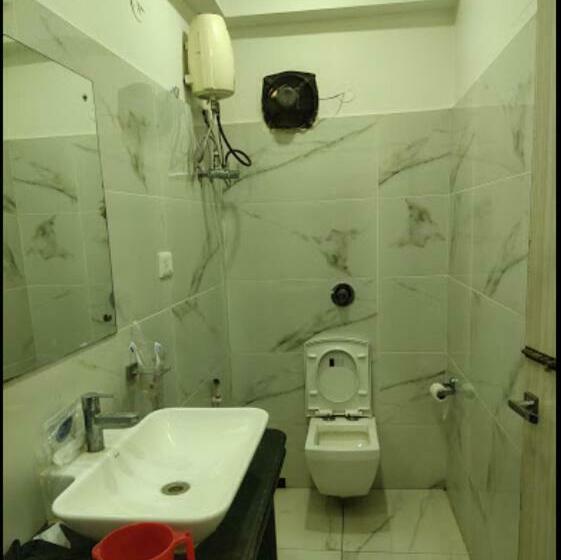 اتاق لوکس, New Digha